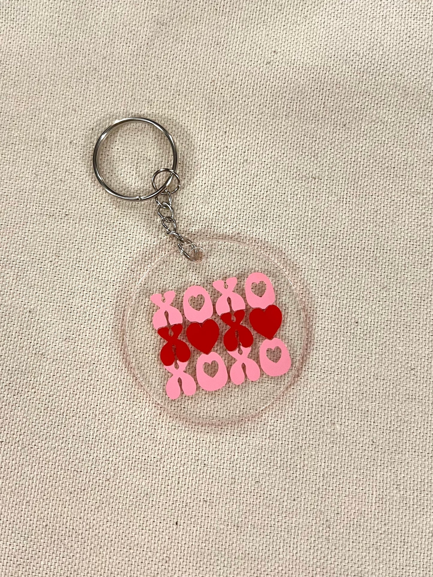 xoxo round keychain