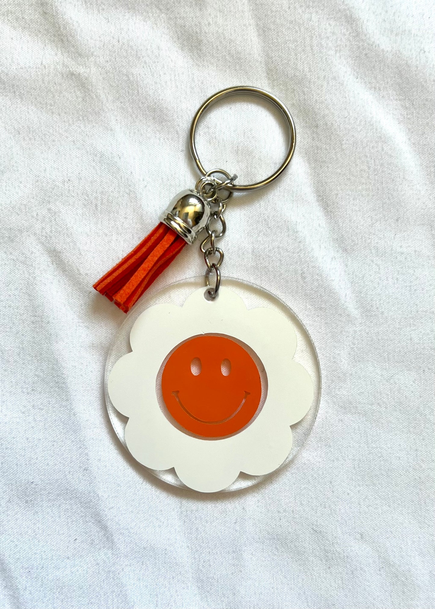 Smiley Flower round keychain