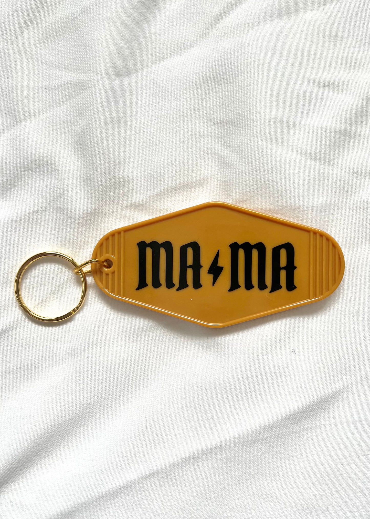 Mama motel style keychain