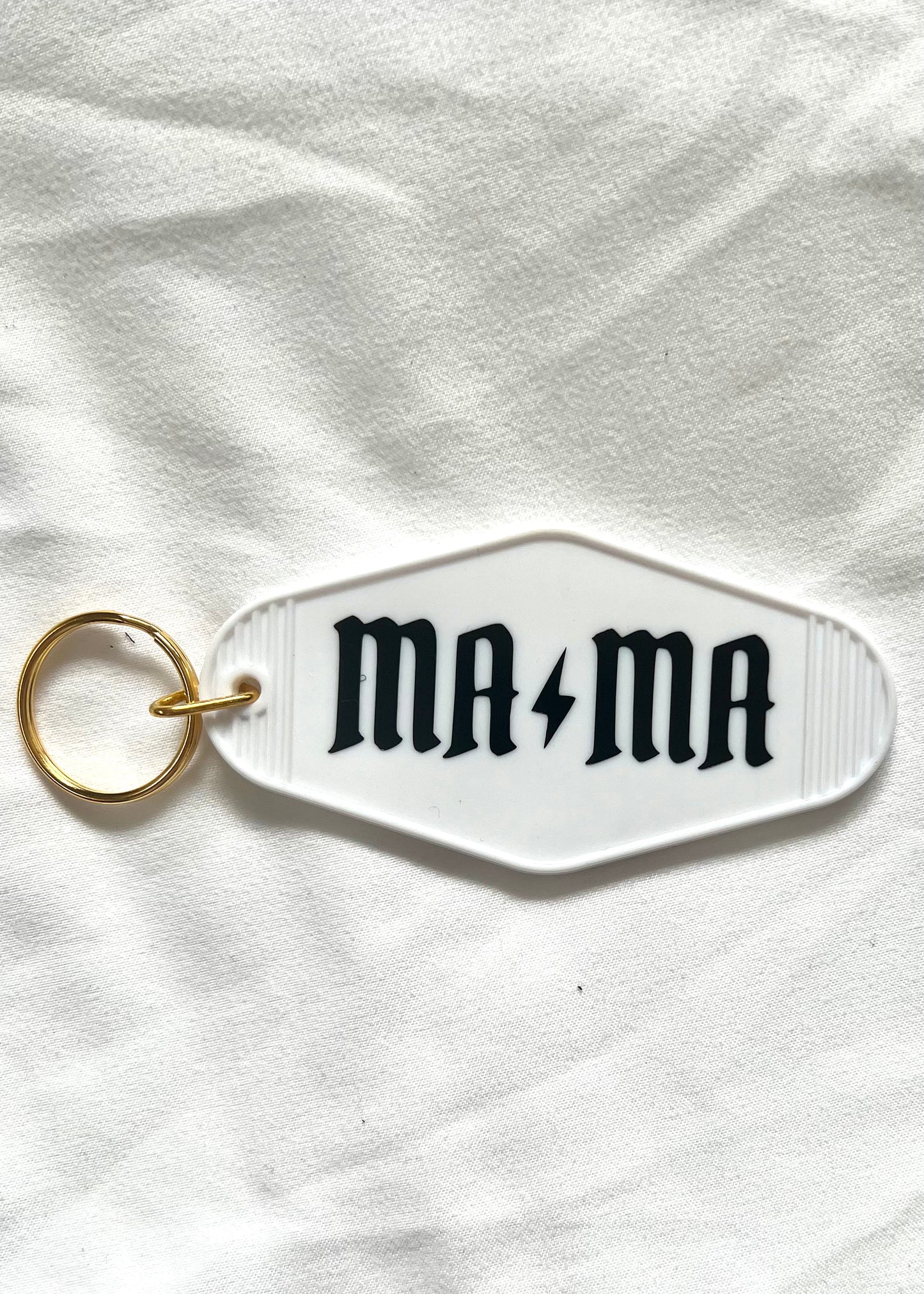 Mama motel style keychain